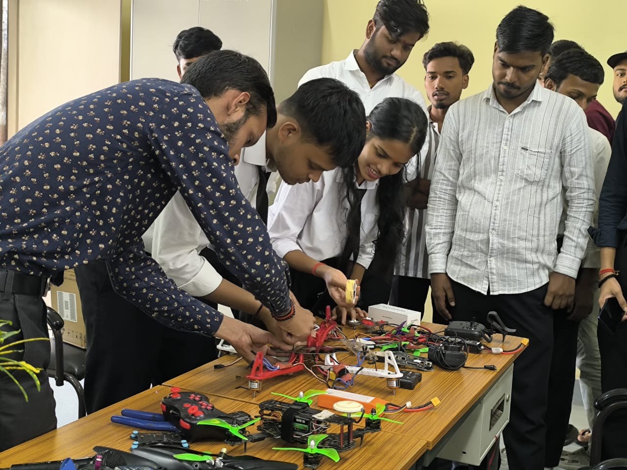 Drone seminar at GEC Arwal - Students participating